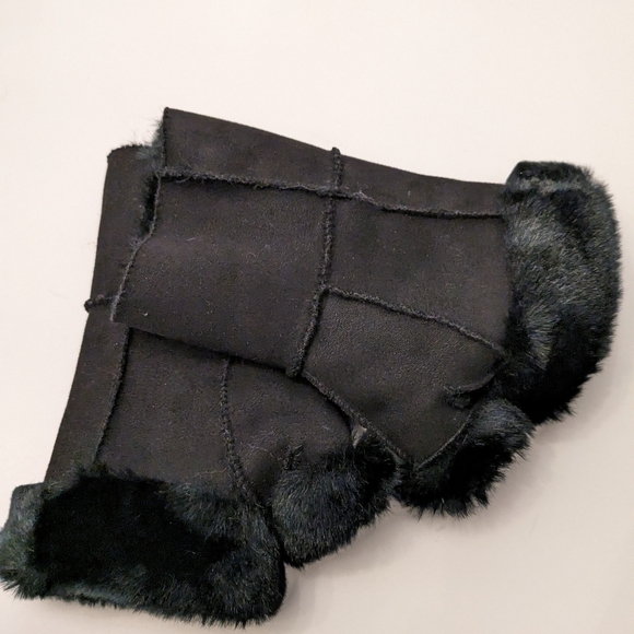 Surrel Fingerless gloves - Picture 5 of 7